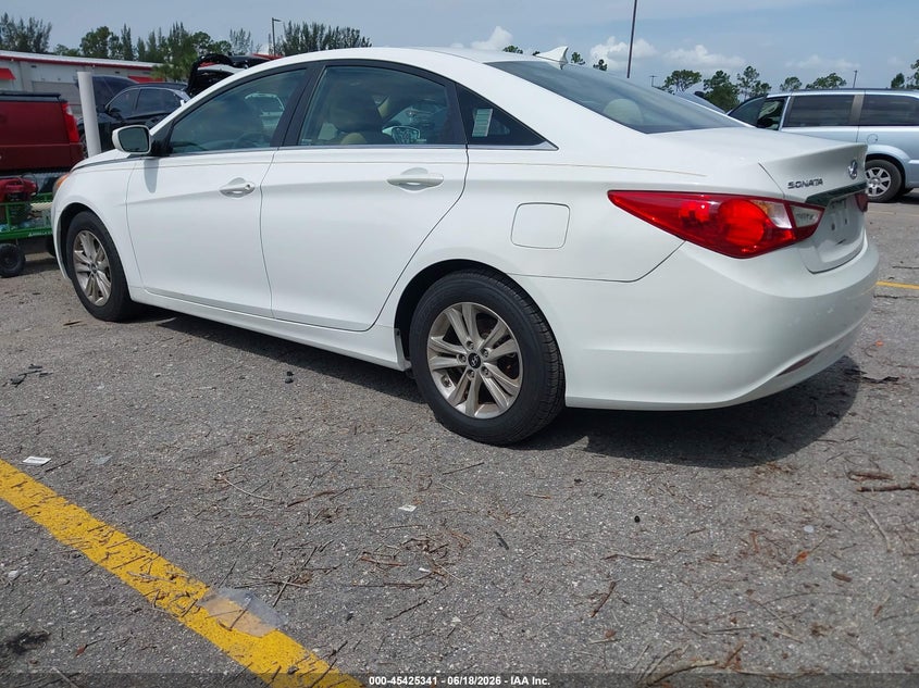2013 Hyundai Sonata VIN 5NPEB4ACXDH702318 IAAI salvage auction — NORMAL WEAR, Clear (Florida), sold $875 on 2026-07-06 (photo 3)