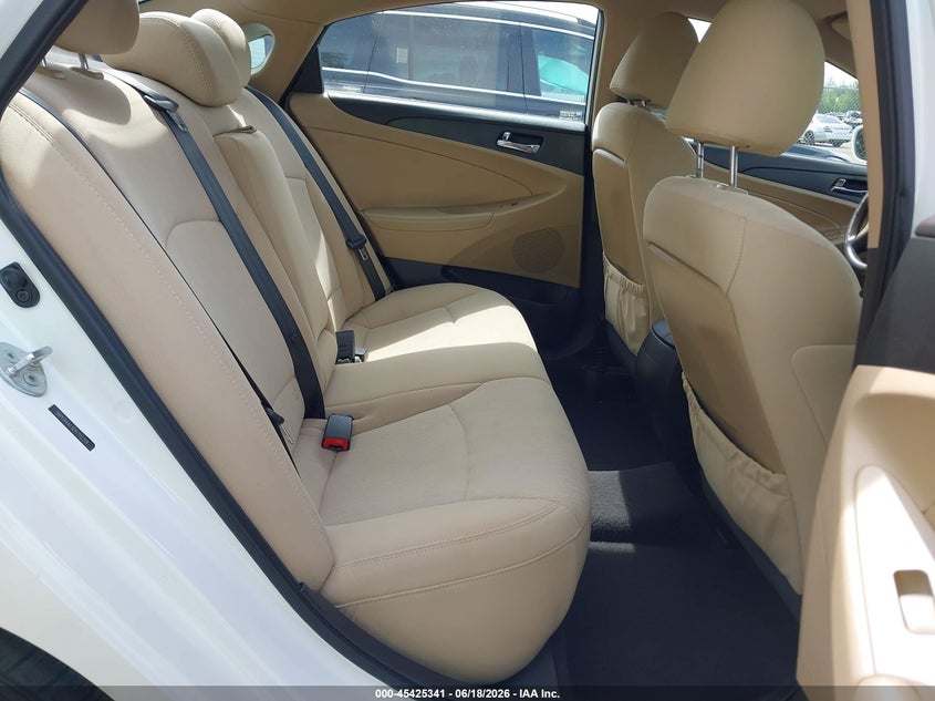 2013 Hyundai Sonata VIN 5NPEB4ACXDH702318 IAAI salvage auction — NORMAL WEAR, Clear (Florida), sold $875 on 2026-07-06 (photo 8)