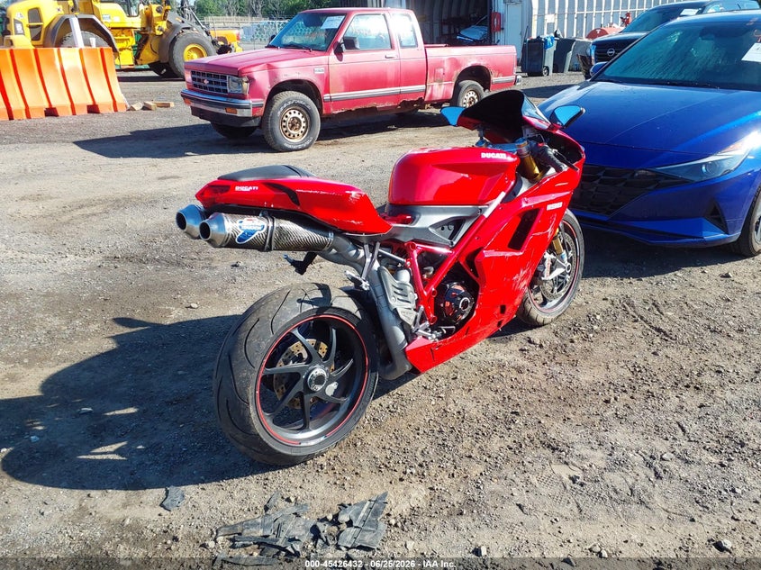 2010 Ducati 1198 VIN ZDM1XBLW4AB026218 IAAI salvage auction — ALL OVER, Salvage (Pennsylvania), sold $2,850 on 2026-07-28 (photo 4)