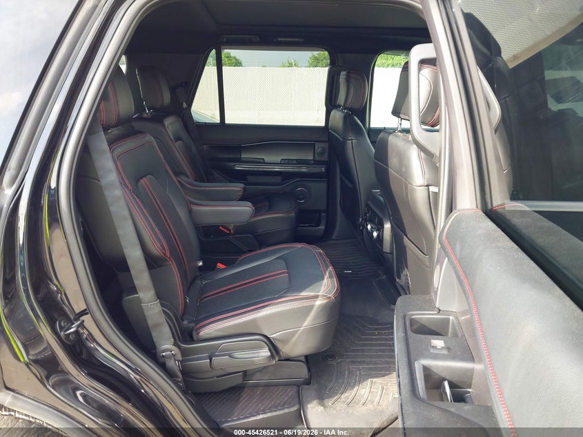 2019 Ford Expedition VIN 1FMJU1KT3KEA01957 IAAI salvage auction — FRONT END, Original (Texas), sold $8,300 on 2026-08-02 (photo 8)