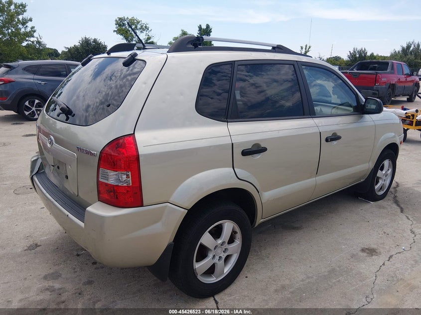2008 Hyundai Tucson VIN KM8JM12B18U857795 IAAI salvage auction — NORMAL WEAR, Clear (Missouri), sold $625 on 2026-07-14 (photo 4)