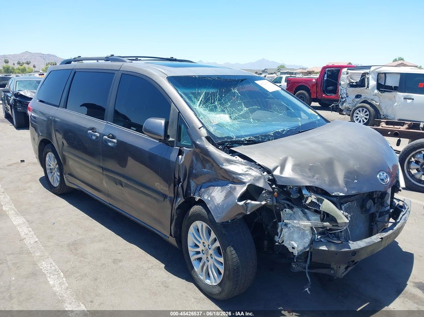 2011 Toyota Sienna VIN 5TDYK3DC0BS170202 IAAI salvage auction — RIGHT FRONT, Salvage (Arizona), sold $1,075 on 2026-07-28 (photo 6)