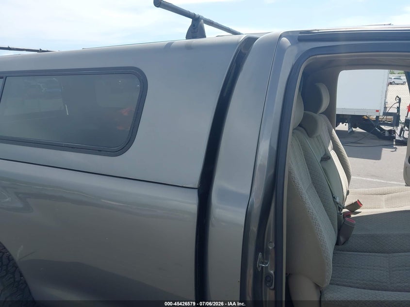 2005 Toyota Tundra VIN 5TBJU32185S445759 IAAI salvage auction — NORMAL WEAR, Clear (Florida), sold $2,050 on 2026-07-29 (photo 8)