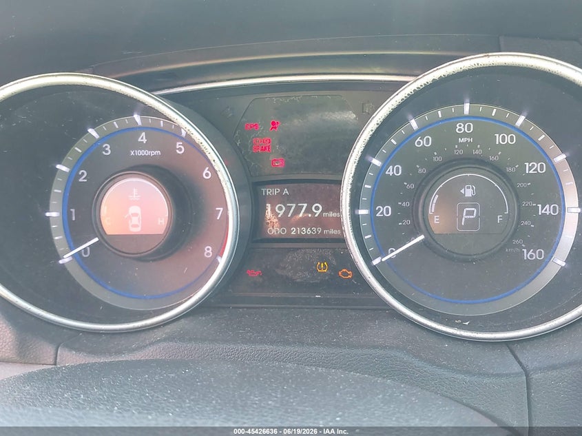 2011 Hyundai Sonata VIN 5NPEC4AC3BH027728 IAAI salvage auction — SIDE, Salvage (Illinois), sold $250 on 2026-07-20 (photo 7)