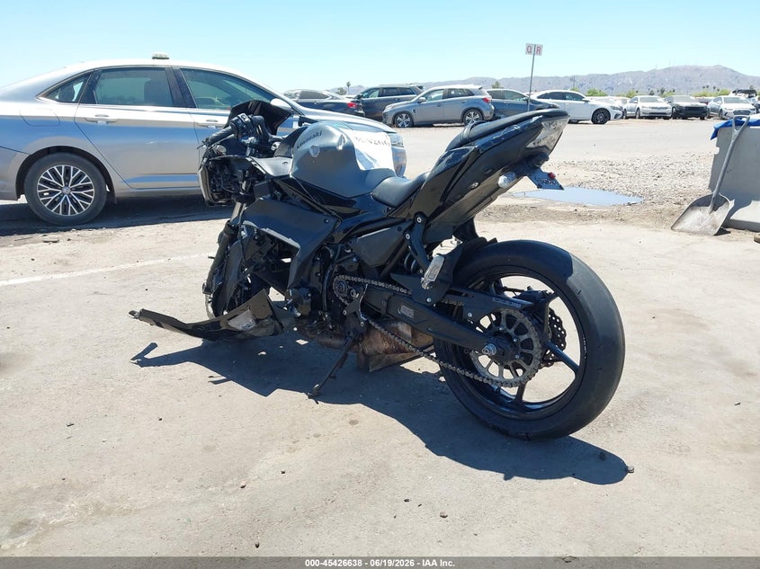 2024 Kawasaki Ninja VIN ML5EXEP18RDAC3215 IAAI salvage auction — LEFT FRONT, Wait Title, sold $700 on 2026-10-06 (photo 3)