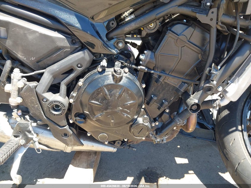 2024 Kawasaki Ninja VIN ML5EXEP18RDAC3215 IAAI salvage auction — LEFT FRONT, Wait Title, sold $700 on 2026-10-06 (photo 8)