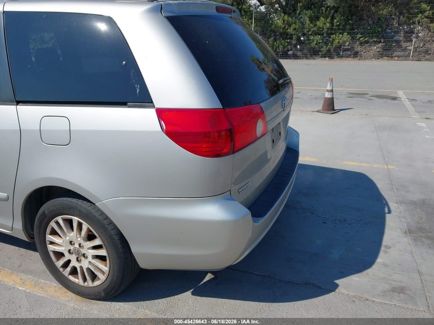2008 Toyota Sienna VIN 5TDZK23C18S209226 IAAI salvage auction — NORMAL WEAR, Clear - Dealer Only (California), sold $650 on 2026-07-20 (photo 6)