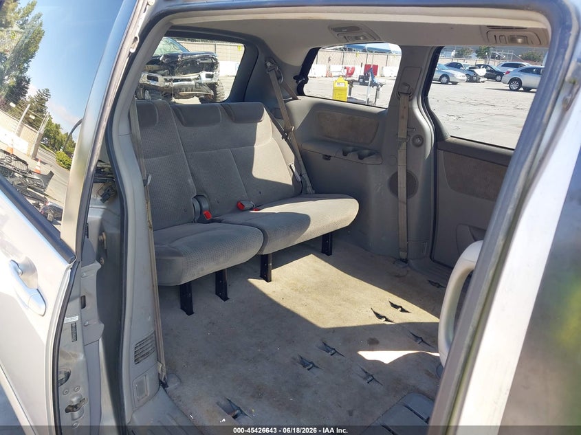 2008 Toyota Sienna VIN 5TDZK23C18S209226 IAAI salvage auction — NORMAL WEAR, Clear - Dealer Only (California), sold $650 on 2026-07-20 (photo 8)