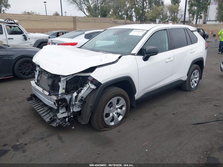 2024 Toyota Rav 4 VIN 2T3H1RFV5RW354368 IAAI salvage auction — FRONT END, Salvage Title, sold $10,600 on 2026-07-31 (photo 2)