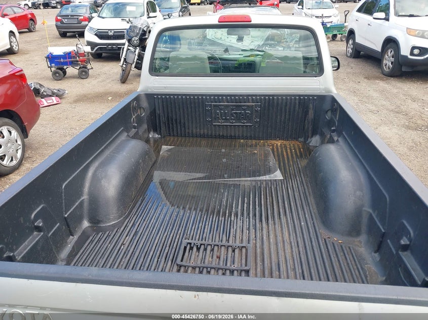 2004 Toyota Tacoma VIN 5TENL42NX4Z364168 IAAI salvage auction — FRONT END, Clear (Massachusetts), sold $825 on 2026-07-24 (photo 8)