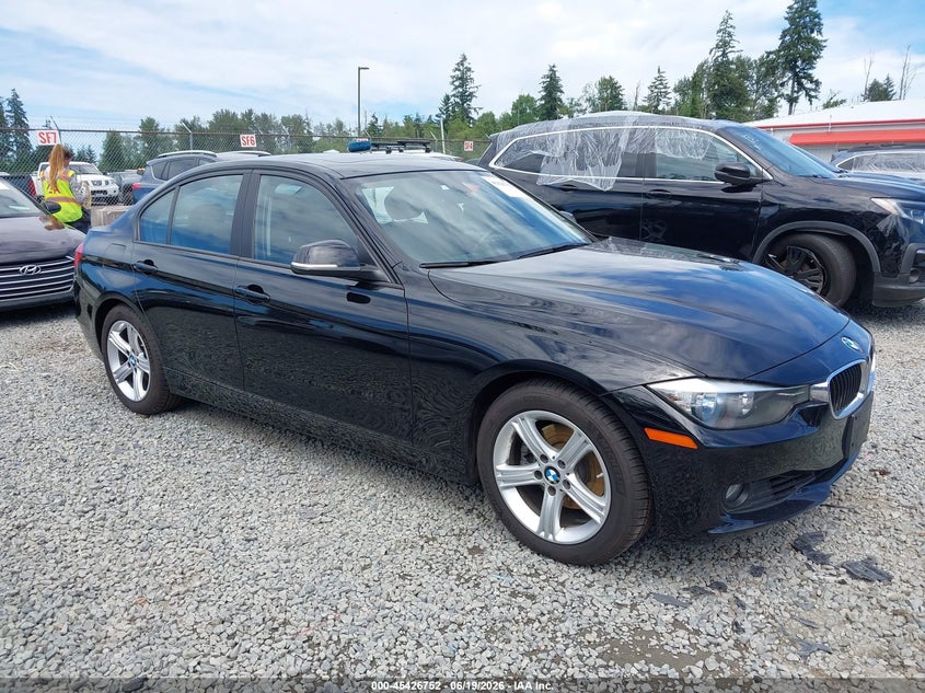 2013 BMW 3er VIN WBA3C1G57DNR45383 IAAI salvage auction — SIDE, Bill Of Sale (Washington), sold $2,250 on 2026-07-15 (photo 1)