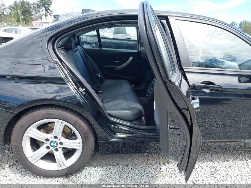 2013 BMW 3er VIN WBA3C1G57DNR45383 IAAI salvage auction — SIDE, Bill Of Sale (Washington), sold $2,250 on 2026-07-15 (photo 8)