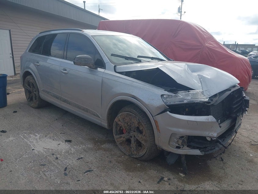 2019 Audi Q7 VIN WA1VAAF7XKD049533 IAAI salvage auction — FRONT END, Clear (Wisconsin), sold $4,625 on 2026-07-20 (photo 1)