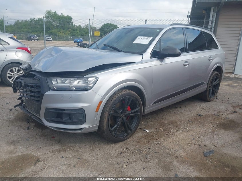2019 Audi Q7 VIN WA1VAAF7XKD049533 IAAI salvage auction — FRONT END, Clear (Wisconsin), sold $5,000 on 2026-07-21 (photo 2)