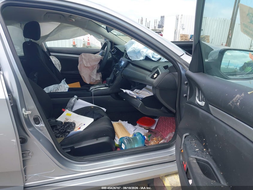 2017 Honda Civic VIN 19XFC2F59HE223849 IAAI salvage auction — FRONT END, Wait Title, sold $925 on 2026-08-30 (photo 5)