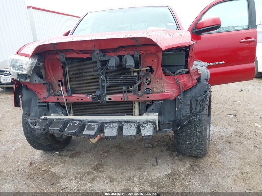 2017 Toyota Tacoma VIN 5TFCZ5AN1HX066859 IAAI salvage auction — FRONT END, Salvage Title, sold $10,300 on 2026-08-01 (photo 6)