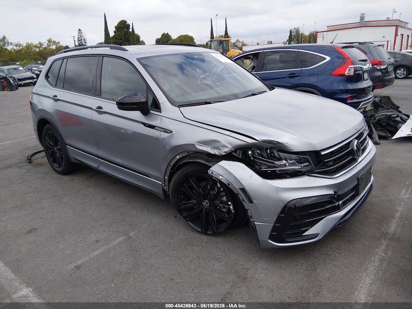 2022 Volkswagen Tiguan VIN 3VV8B7AX4NM083360 IAAI salvage auction — RIGHT FRONT, Salvage (California), sold $11,575 on 2026-07-27 (photo 1)