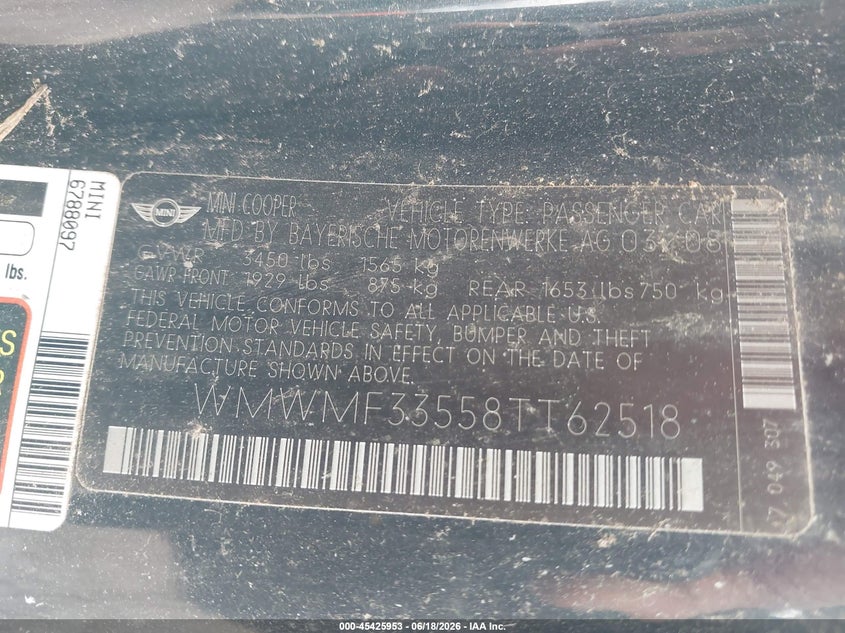 2008 Mini Cooper VIN WMWMF33558TT62518 IAAI salvage auction — NORMAL WEAR, Clear (Illinois), sold $450 on 2026-07-22 (photo 9)