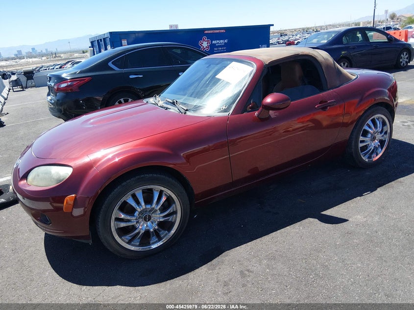 2007 Mazda Mx-5 VIN JM1NC25F070127377 IAAI salvage auction — LEFT SIDE, Clear (Arizona), sold $1,150 on 2026-07-31 (photo 2)