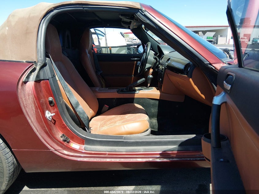 2007 Mazda Mx-5 VIN JM1NC25F070127377 IAAI salvage auction — LEFT SIDE, Clear (Arizona), sold $1,150 on 2026-07-31 (photo 5)