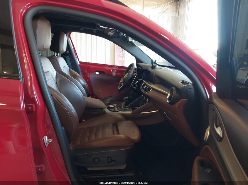 2018 Alfa romeo Stelvio VIN ZASFAKNN1J7C00084 IAAI salvage auction — SIDE, Clear (Michigan), sold $4,550 on 2026-07-09 (photo 5)