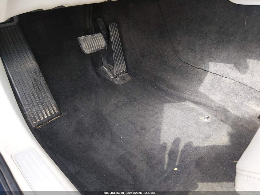 2019 Volvo S60 VIN 7JRA22TL9KG006584 IAAI salvage auction — FRESH WATER, Salvage (Missouri), sold $6,100 on 2026-07-17 (photo 6)