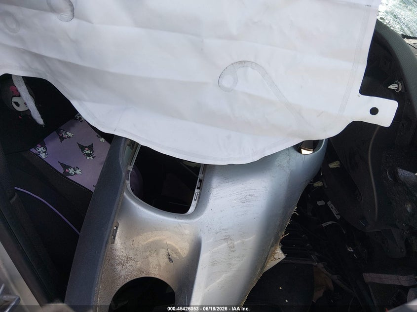 2013 Mini Countryman VIN WMWZC5C55DWM15821 IAAI salvage auction — BIO HAZARD, Wait Title, sold $300 on 2026-08-11 (photo 5)