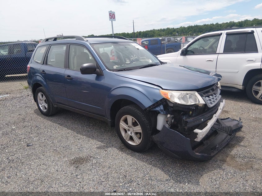 2013 Subaru Forester VIN JF2SHABC6DH438464 IAAI salvage auction — FRONT END, Salvage Title, sold $975 on 2026-07-20 (photo 1)