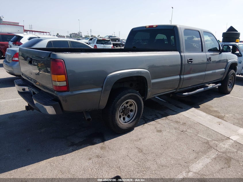 2002 Chevrolet Silverado 2500 VIN 1GCHK23U32F197740 IAAI salvage auction — THEFT, Salvage (California), sold $1,650 on 2026-07-09 (photo 4)