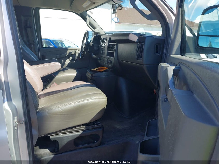 2020 Chevrolet Express 2500 VIN 1GAWGEFP3L1266384 IAAI salvage auction — NORMAL WEAR, Sf97 (New York), sold $14,425 on 2026-07-31 (photo 5)