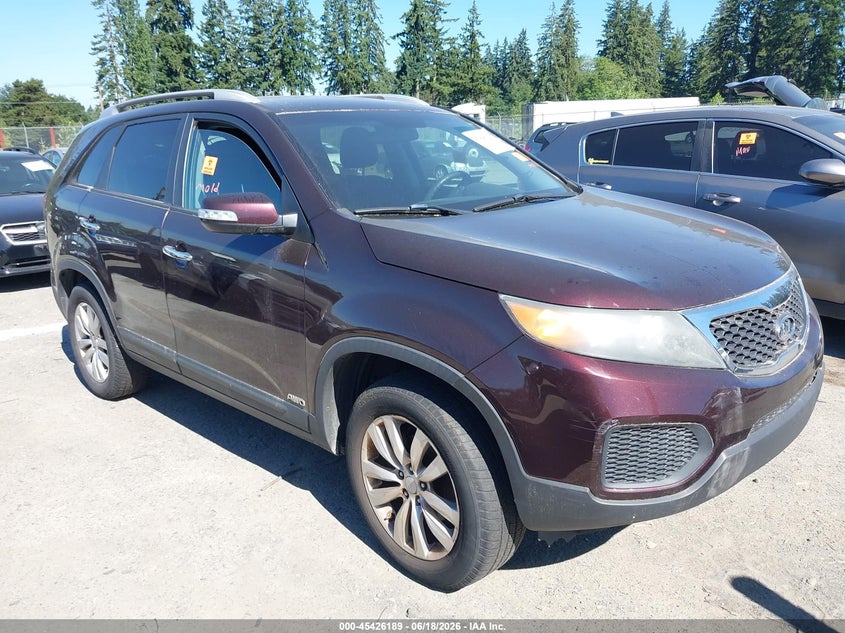 2011 Kia Sorento VIN 5XYKTDA23BG177730 IAAI salvage auction — NORMAL WEAR, Clear (Washington), sold $400 on 2026-07-29 (photo 1)