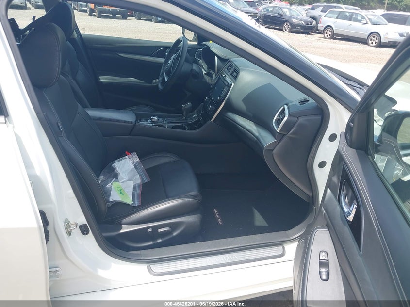 2017 Nissan Maxima VIN 1N4AA6AP0HC439957 IAAI salvage auction — RIGHT FRONT, Salvage Title, sold $3,000 on 2026-07-23 (photo 5)