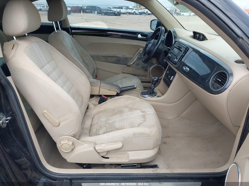 2013 Volkswagen Beetle VIN 3VWV67AT0DM608932 IAAI salvage auction — ALL OVER, Salvage Title, sold $950 on 2026-08-24 (photo 5)