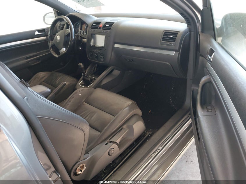 2009 Volkswagen Gti VIN WVWED71K09W134763 IAAI salvage auction — RIGHT FRONT, Bill Of Sale (Washington), sold $700 on 2026-07-11 (photo 5)