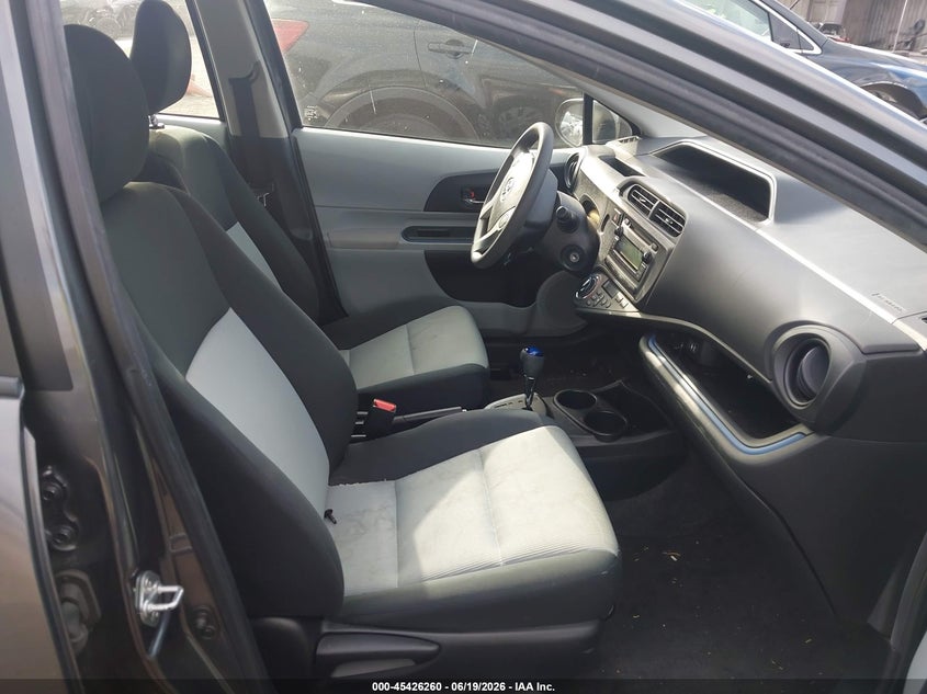 2013 Toyota Prius c VIN JTDKDTB34D1040619 IAAI salvage auction — RIGHT REAR, Salvage Title, sold $2,225 on 2026-07-20 (photo 5)
