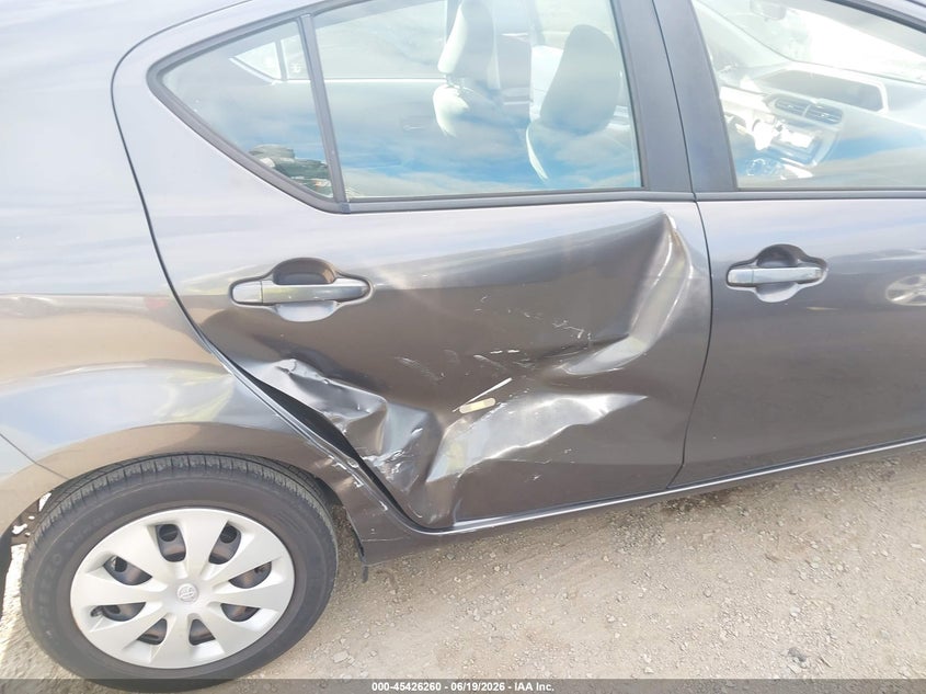 2013 Toyota Prius c VIN JTDKDTB34D1040619 IAAI salvage auction — RIGHT REAR, Salvage Title, sold $2,225 on 2026-07-20 (photo 6)