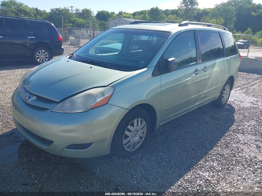 2007 Toyota Sienna VIN 5TDZK23C87S096647 IAAI salvage auction — NORMAL WEAR, Original (Ohio), sold $550 on 2026-08-21 (photo 2)