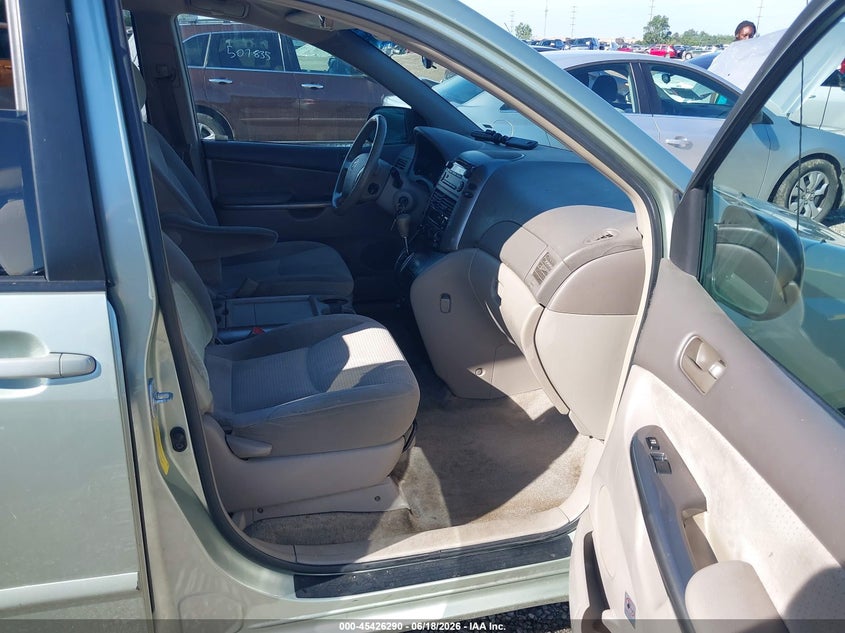 2007 Toyota Sienna VIN 5TDZK23C87S096647 IAAI salvage auction — NORMAL WEAR, Original (Ohio), sold $550 on 2026-08-21 (photo 5)