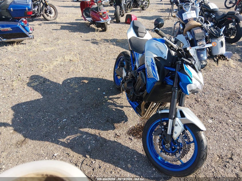 2020 Kawasaki Zr VIN ML5ZRDF19LDA38843 IAAI salvage auction — LEFT SIDE, Salvage (Utah), sold $3,150 on 2026-07-29 (photo 1)