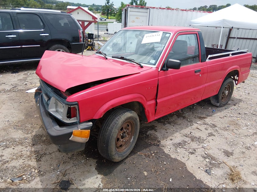 1992 Mazda B series VIN JM2UF1132N0285642 IAAI salvage auction — RIGHT FRONT, Clear (Arkansas), sold $425 on 2026-07-30 (photo 2)