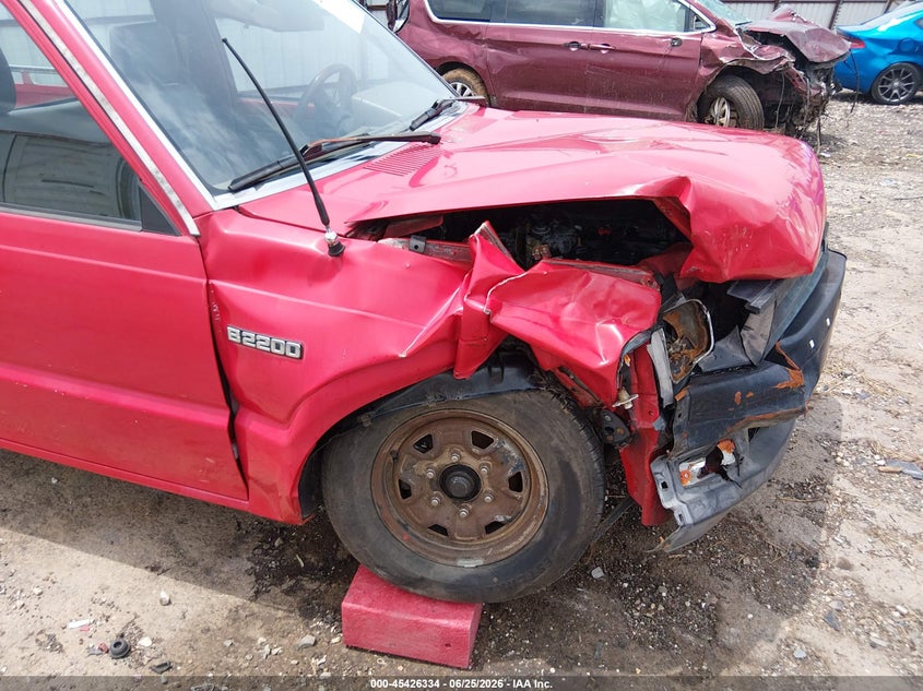 1992 Mazda B series VIN JM2UF1132N0285642 IAAI salvage auction — RIGHT FRONT, Clear (Arkansas), sold $425 on 2026-07-30 (photo 6)