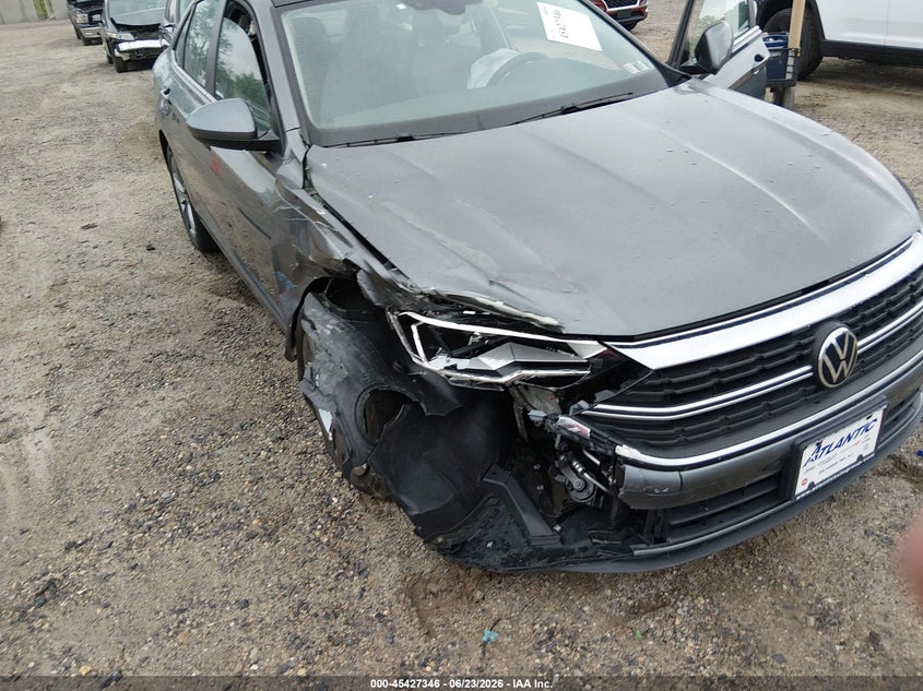 2024 Volkswagen Jetta VIN 3VW7M7BU6RM046550 IAAI salvage auction — FRONT END, Wait Title, sold $5,700 on 2026-09-01 (photo 6)