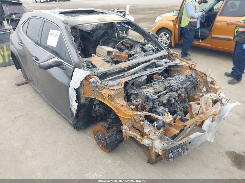 2019 Lexus Ux VIN JTHY3JBHXK2016988 IAAI salvage auction — ENGINE BURN, Salvage Title, sold $175 on 2026-07-15 (photo 1)