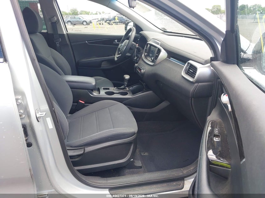 2019 Kia Sorento VIN 5XYPG4A59KG512428 IAAI salvage auction — FRONT END, Clear (Virginia), sold $2,000 on 2026-08-02 (photo 5)