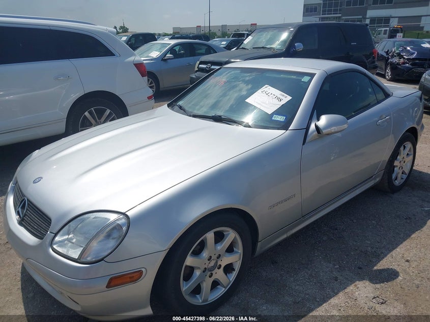 2002 Mercedes-benz Slk-klasse VIN WDBKK49F52F247627 IAAI salvage auction — NORMAL WEAR, Original (Texas), sold $550 on 2026-07-07 (photo 6)