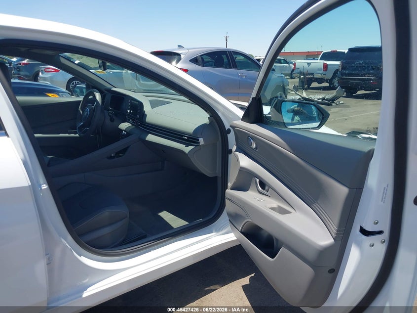 2026 Hyundai Elantra VIN KMHLS4DGXTU169344 IAAI salvage auction — FRONT END, Salvage Title, sold $8,600 on 2026-07-28 (photo 5)