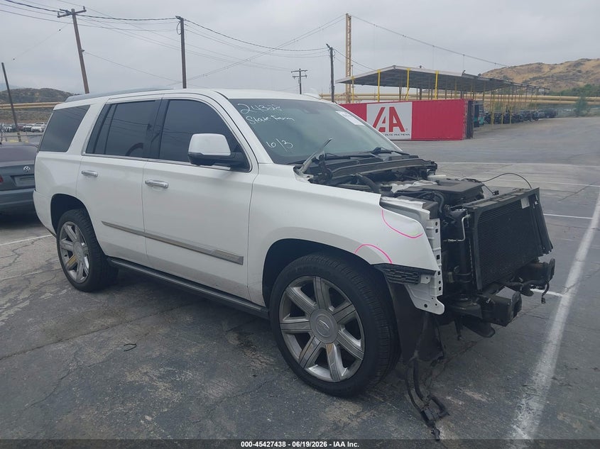 2019 Cadillac Escalade VIN 1GYS4CKJ6KR259508 IAAI salvage auction — FRONT END, Salvage Title, sold $10,100 on 2026-07-29 (photo 1)