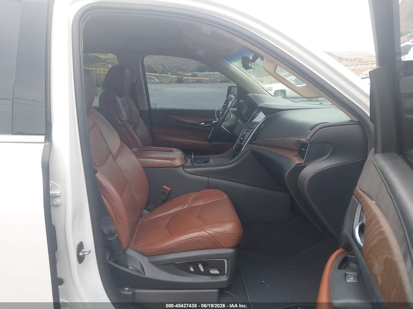 2019 Cadillac Escalade VIN 1GYS4CKJ6KR259508 IAAI salvage auction — FRONT END, Salvage Title, sold $10,100 on 2026-07-29 (photo 5)
