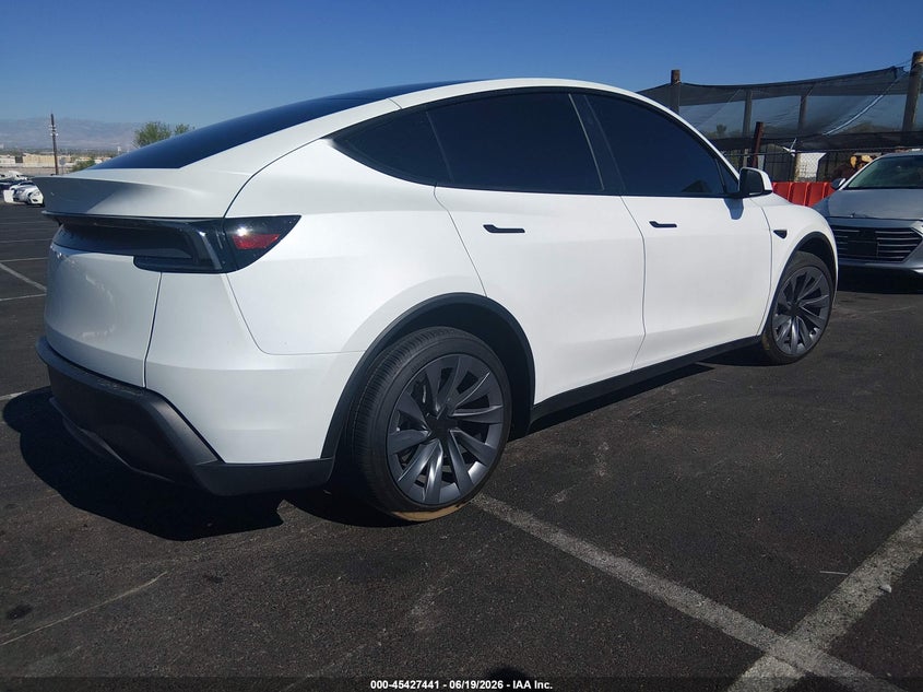 2026 Tesla Model y VIN 7SAYGDED6TF585032 IAAI salvage auction — FRONT END, Salvage Title, sold $14,900 on 2026-07-30 (photo 4)