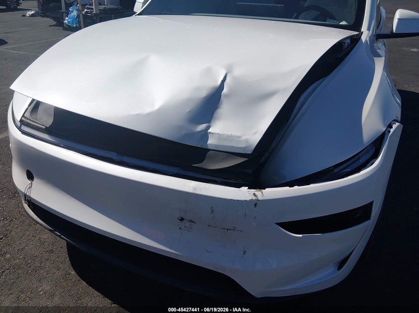 2026 Tesla Model y VIN 7SAYGDED6TF585032 IAAI salvage auction — FRONT END, Salvage Title, sold $14,900 on 2026-07-30 (photo 6)